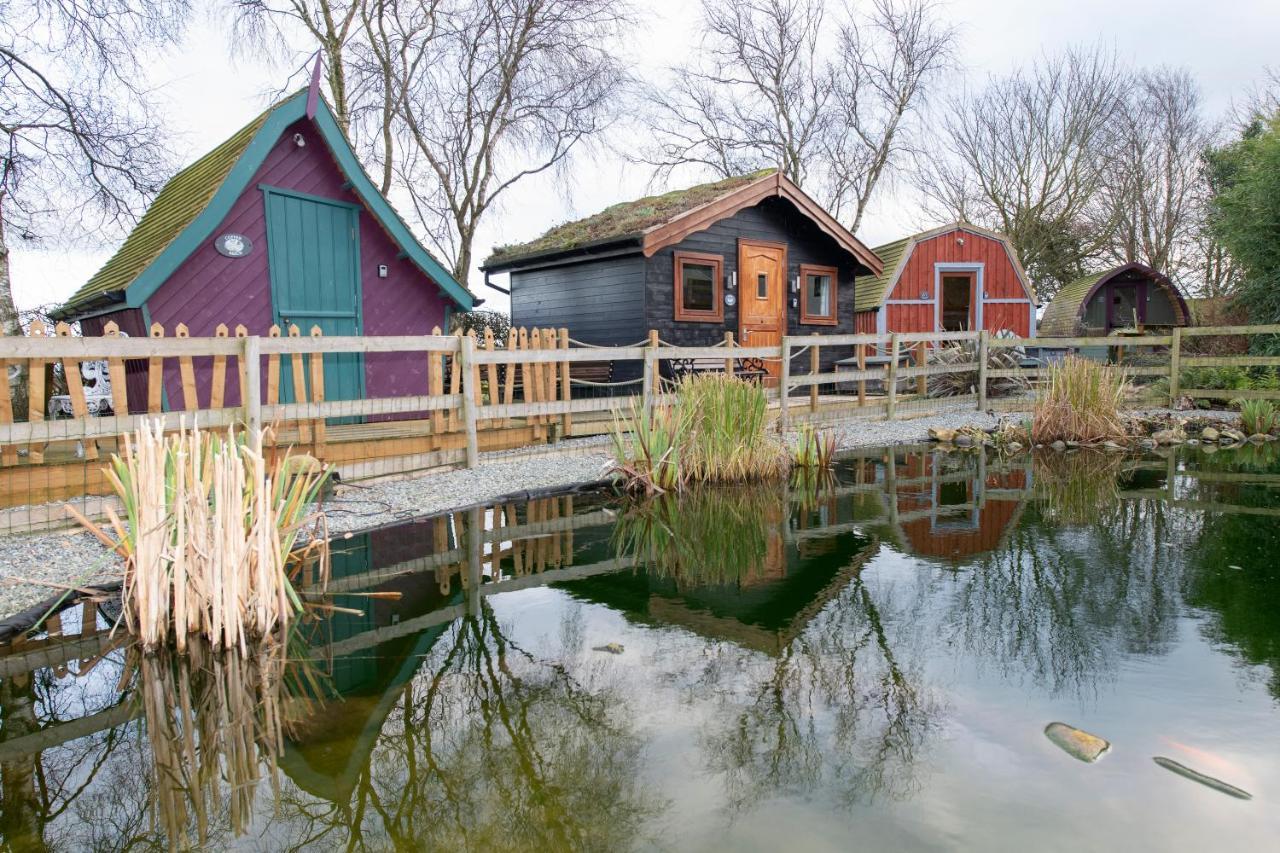 Seaways Glamping, Cedar Apartment Driffield Exterior foto